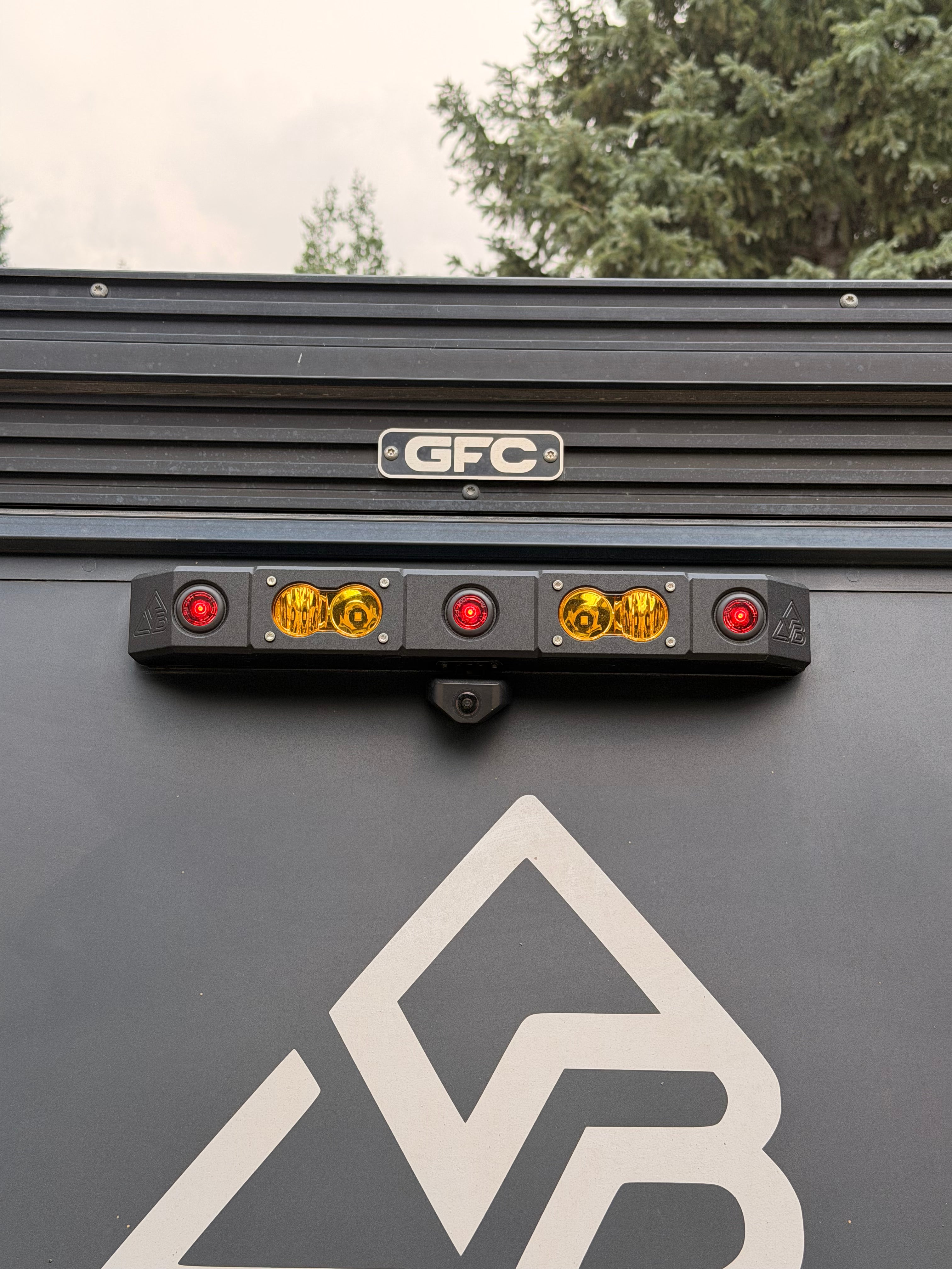 Third Brake Chase Light Mount
